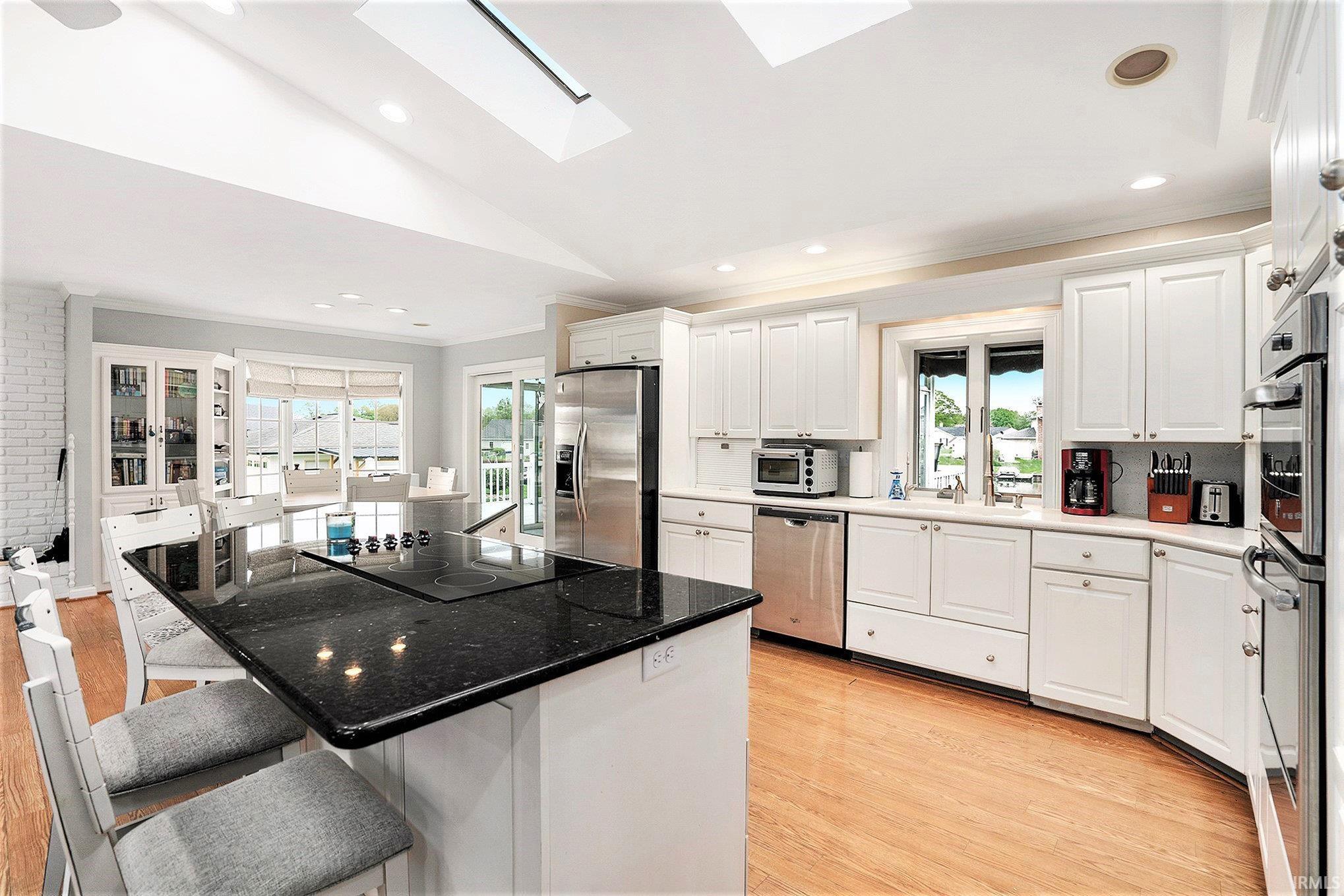 Elkhart, Indiana 46514, United States, 4 Bedrooms Bedrooms, ,3 BathroomsBathrooms,Residential,Active,131308