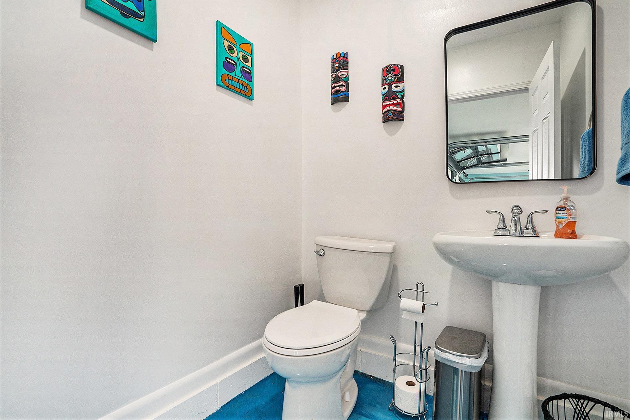 Elkhart, Indiana 46514, United States, 4 Bedrooms Bedrooms, ,3 BathroomsBathrooms,Residential,Active,131308