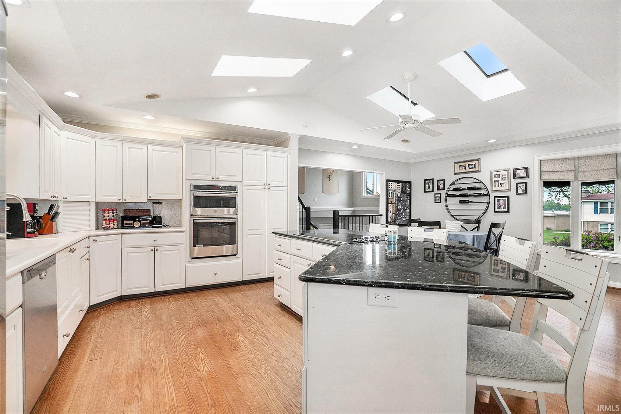 Elkhart, Indiana 46514, United States, 4 Bedrooms Bedrooms, ,3 BathroomsBathrooms,Residential,Active,131308