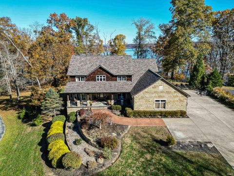 Photo of 2753 E Pedigo Bay Drive, Bloomington, IN 47401 (MLS # 202636567)