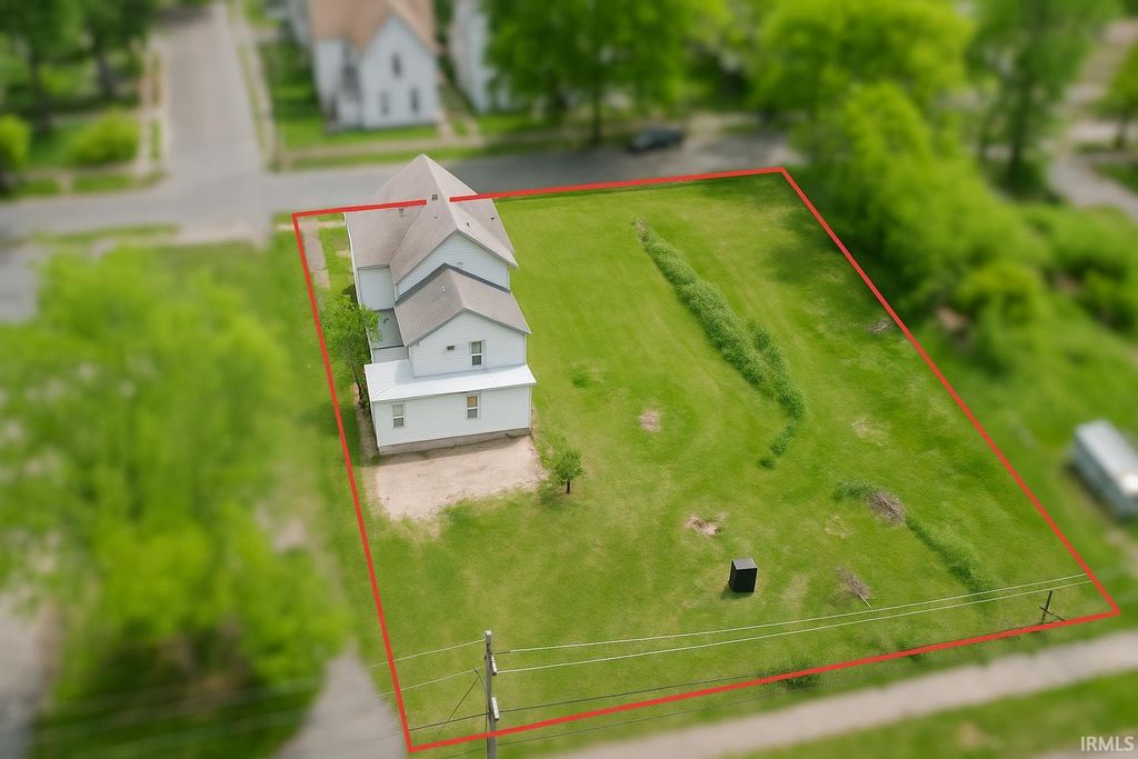 Photo of 1302 Huestis Avenue, Fort Wayne, IN 46807 (MLS # 202609216)