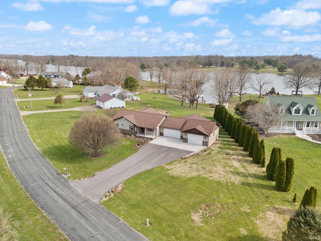 Photo of 4 Orchard Road, Loogootee, IN 47553 (MLS # 202610177)