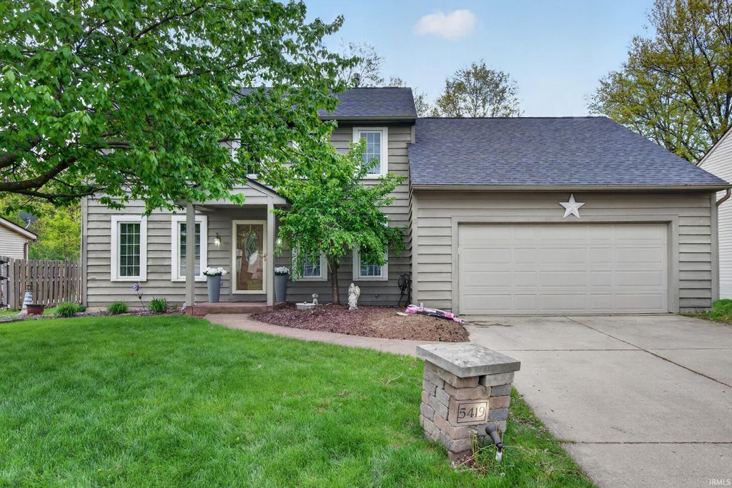 Photo of 5419 Hartford Drive, Fort Wayne, IN 46835 (MLS # 202616596)