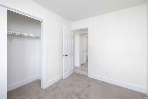 Tiny photo for 915 E Morgan Street, Kokomo, IN 46901 (MLS # 202539006)