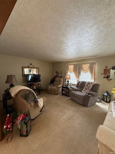 Tiny photo for 111 S County Road 800 W Road, Logansport, IN 46947 (MLS # 202603444)