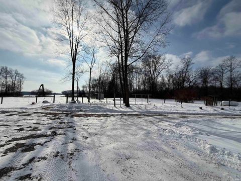 Tiny photo for 111 S County Road 800 W Road, Logansport, IN 46947 (MLS # 202603444)