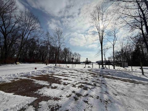 Tiny photo for 111 S County Road 800 W Road, Logansport, IN 46947 (MLS # 202603444)