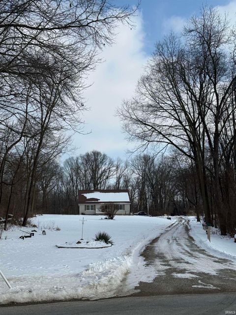 Tiny photo for 111 S County Road 800 W Road, Logansport, IN 46947 (MLS # 202603444)