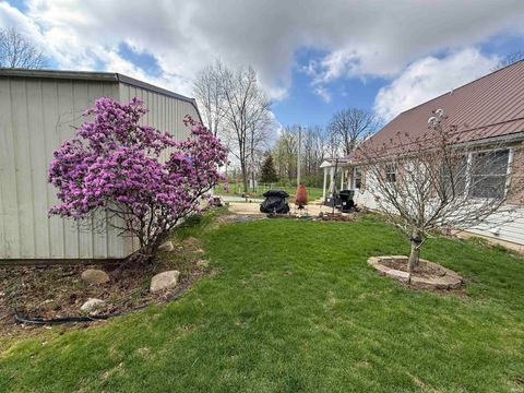 Tiny photo for 111 S County Road 800 W Road, Logansport, IN 46947 (MLS # 202603444)
