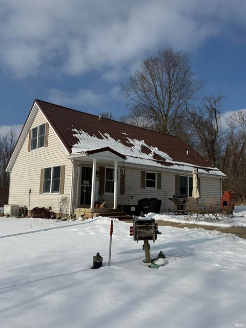 Tiny photo for 111 S County Road 800 W Road, Logansport, IN 46947 (MLS # 202603444)