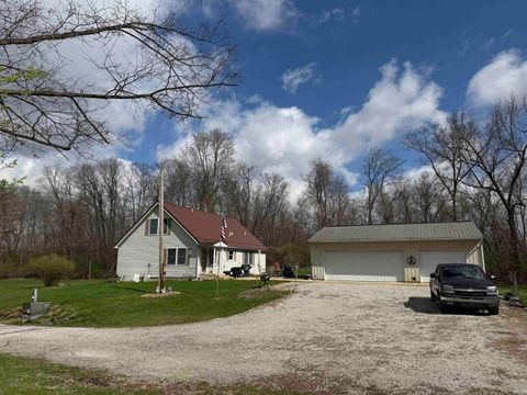 Tiny photo for 111 S County Road 800 W Road, Logansport, IN 46947 (MLS # 202603444)