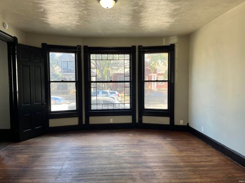 Tiny photo for 1219 Roberts Street, Lafayette, IN 47904 (MLS # 202547806)