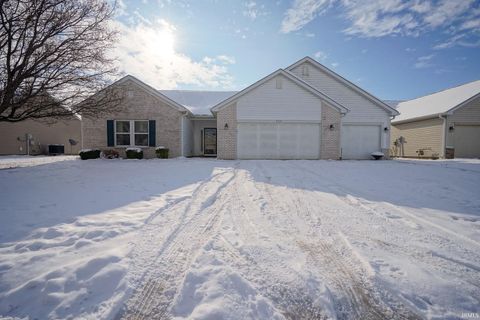 Photo of 5334 Wilmington Circle, Lafayette, IN 47905 (MLS # 202548284)