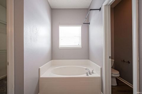 Tiny photo for 5334 Wilmington Circle, Lafayette, IN 47905 (MLS # 202548284)