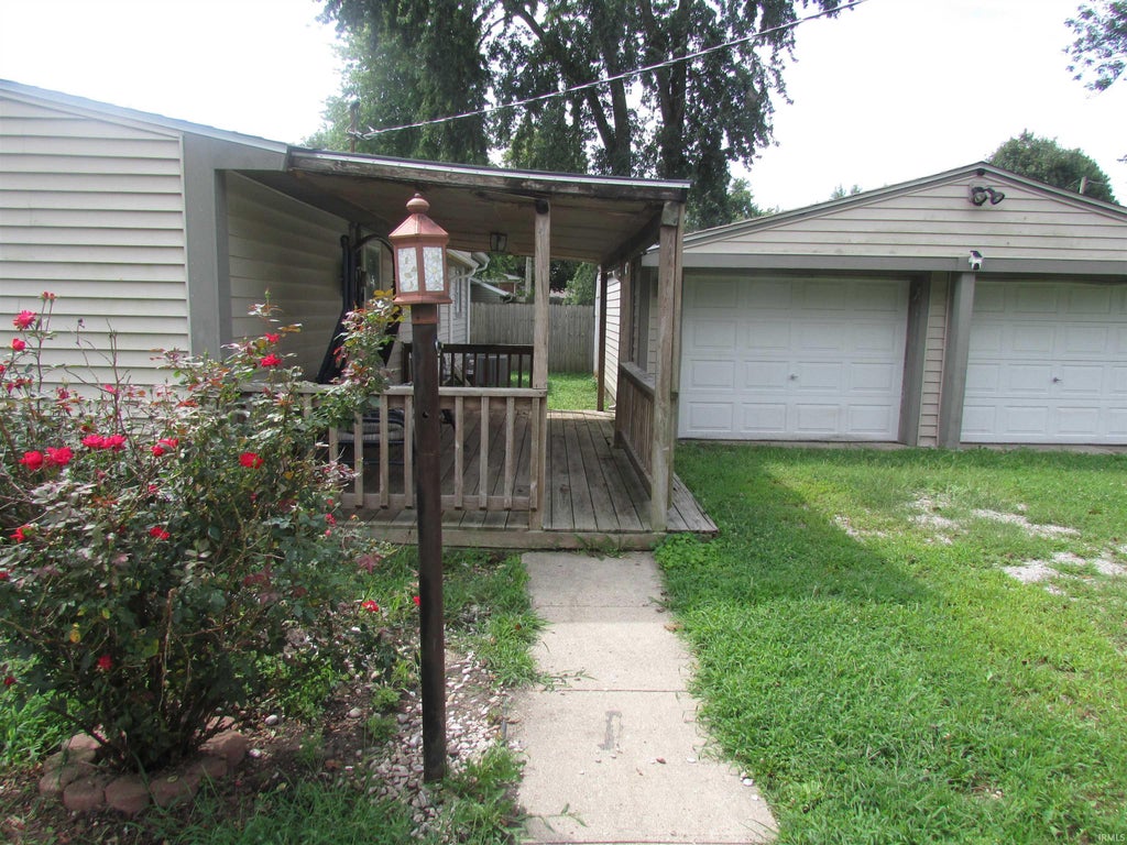 Photo of 708 Evans Street, Lebanon, IN 46052 (MLS # 202634171)