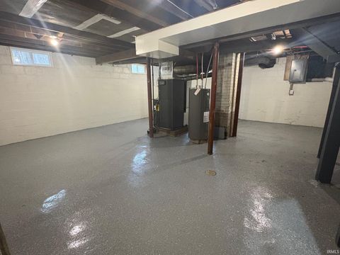 Tiny photo for 1013 E Fairview Avenue, South Bend, IN 46614 (MLS # 202545510)