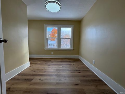 Tiny photo for 1013 E Fairview Avenue, South Bend, IN 46614 (MLS # 202545510)