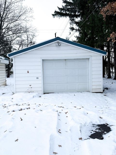 Tiny photo for 129 Clayton Street, Rochester, IN 46975 (MLS # 202548561)