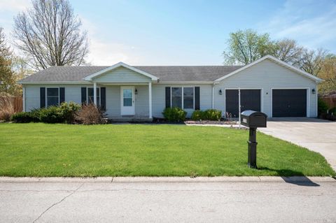 208 E Hickory Grove Road, Hartford City, IN 47348 - #: 202515059