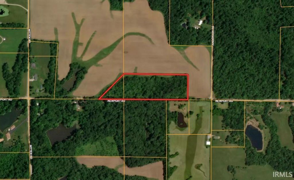 Photo of 9561 Newport Road, Bowling Green, IN 47833 (MLS # 202613398)