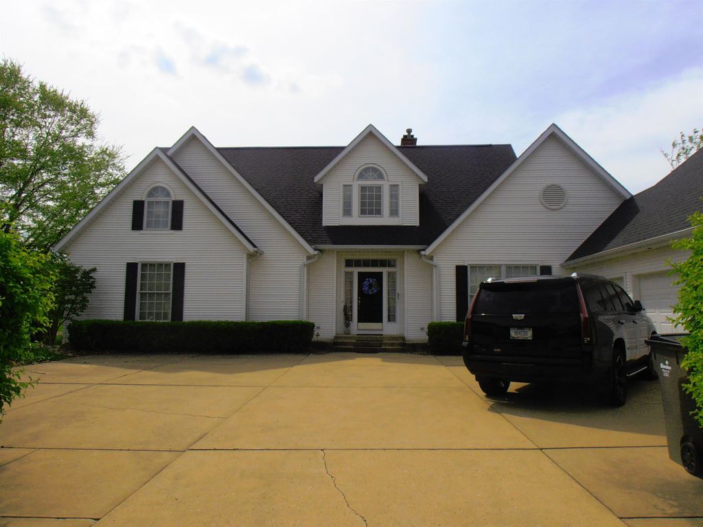 Photo of 50633 Hollybrook Drive, Granger, IN 46530 (MLS # 202618785)
