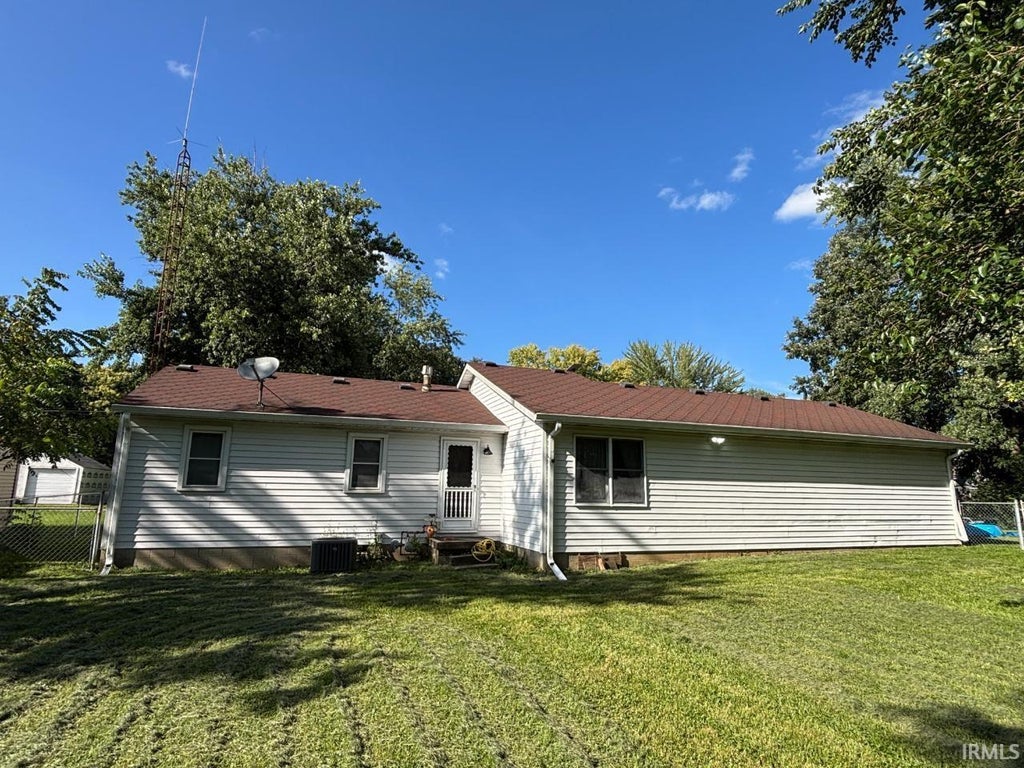 Photo of 2607 E Michigan Street, Muncie, IN 47302 (MLS # 202635014)