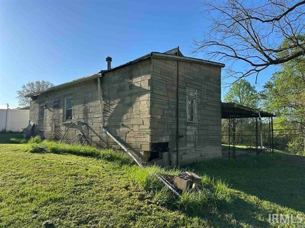 Photo of 1539 Breckenridge Road, Bedford, IN 47421 (MLS # 202606569)