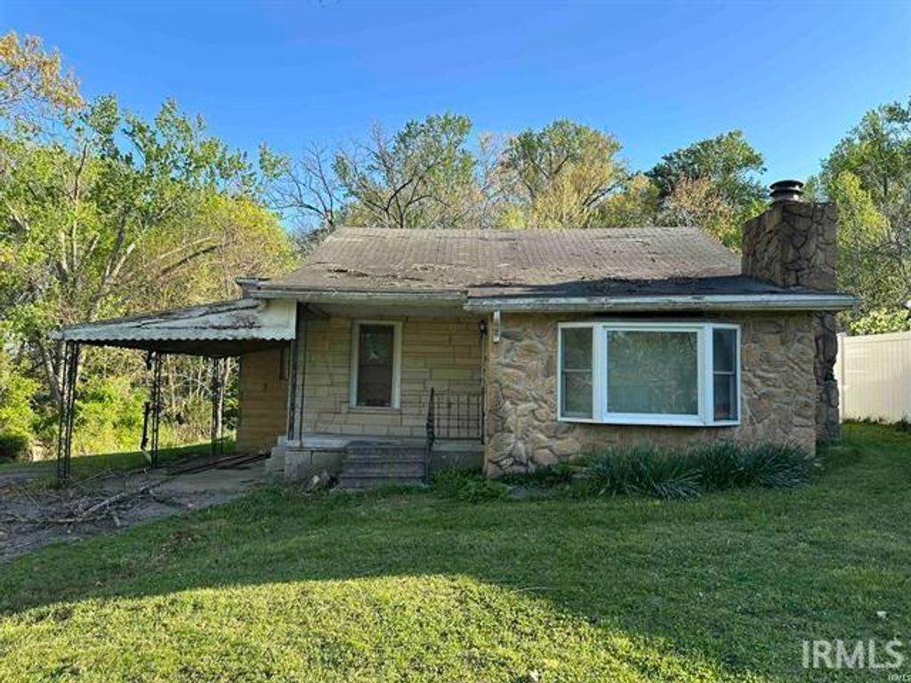 Photo of 1539 Breckenridge Road, Bedford, IN 47421 (MLS # 202606569)