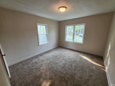 Tiny photo for 840 W Liden Avenue, Logansport, IN 46947 (MLS # 202640658)