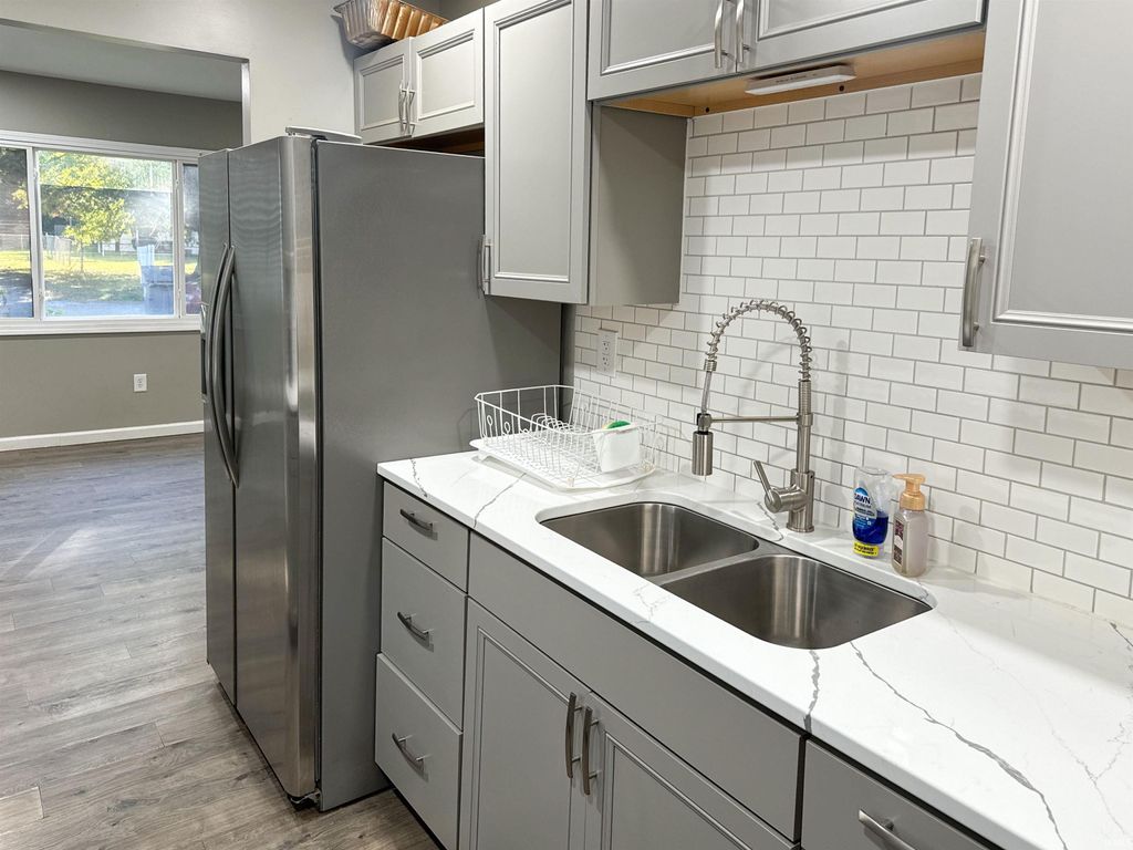 Photo of 2304 Herbert Avenue, Evansville, IN 47714 (MLS # 202544593)