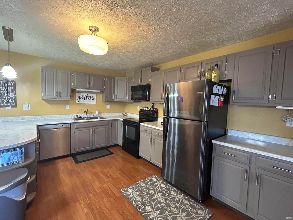 Photo of 203 N Prettyman Street, Knox, IN 46534 (MLS # 202610585)