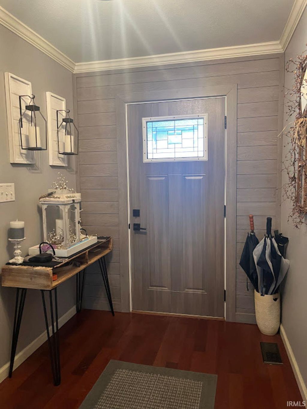 Photo of 2004 Forbes Road, Vincennes, IN 47591 (MLS # 202604389)