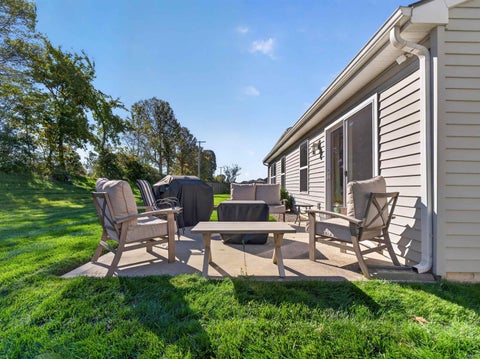 Tiny photo for 12554 Shearwater Run, Fort Wayne, IN 46845 (MLS # 202641452)