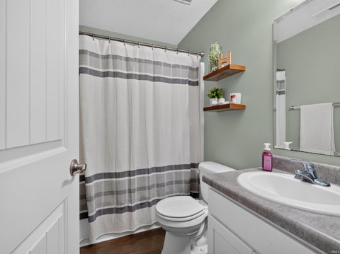 Tiny photo for 12554 Shearwater Run, Fort Wayne, IN 46845 (MLS # 202641452)