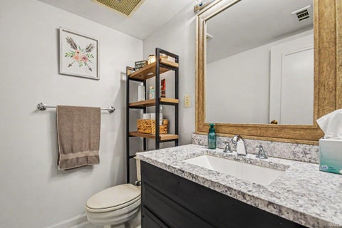 Tiny photo for 1441 Wildflower Way #207, South Bend, IN 46617 (MLS # 202644848)