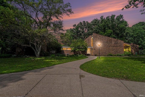 Tiny photo for 1441 Wildflower Way #207, South Bend, IN 46617 (MLS # 202644848)
