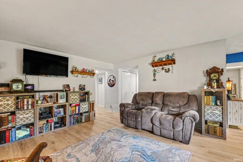 Tiny photo for 1441 Wildflower Way #207, South Bend, IN 46617 (MLS # 202644848)