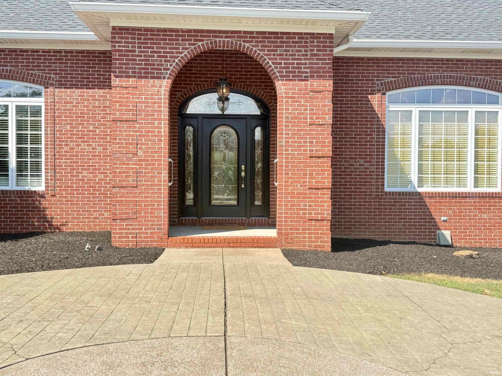 Photo of 5488 Lakeside Drive, Newburgh, IN 47630 (MLS # 202643190)