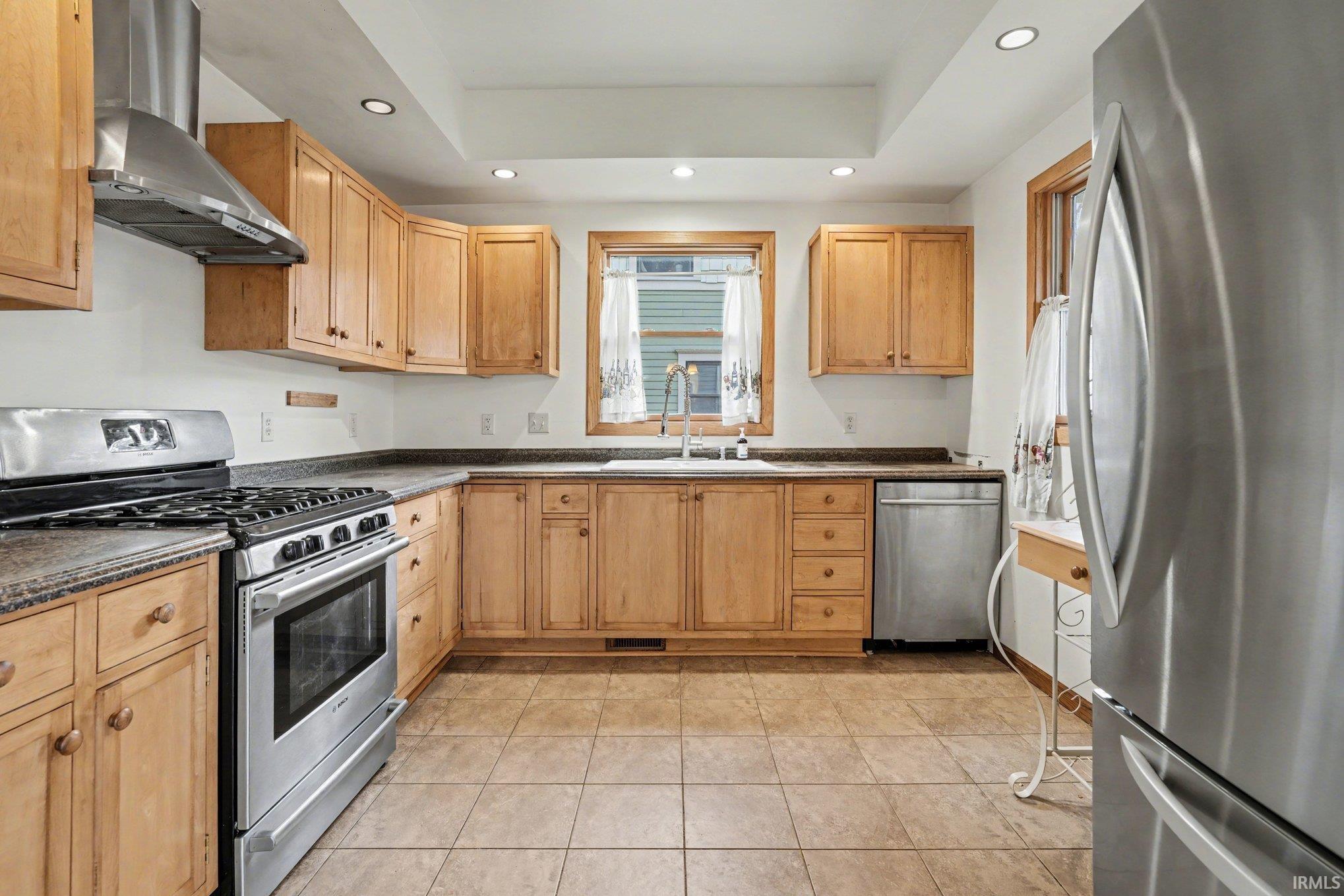 706 California Street