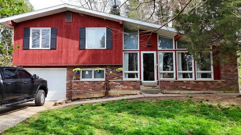 Photo of 12680 Onyx Street, Branchville, IN 47514 (MLS # 202611358)