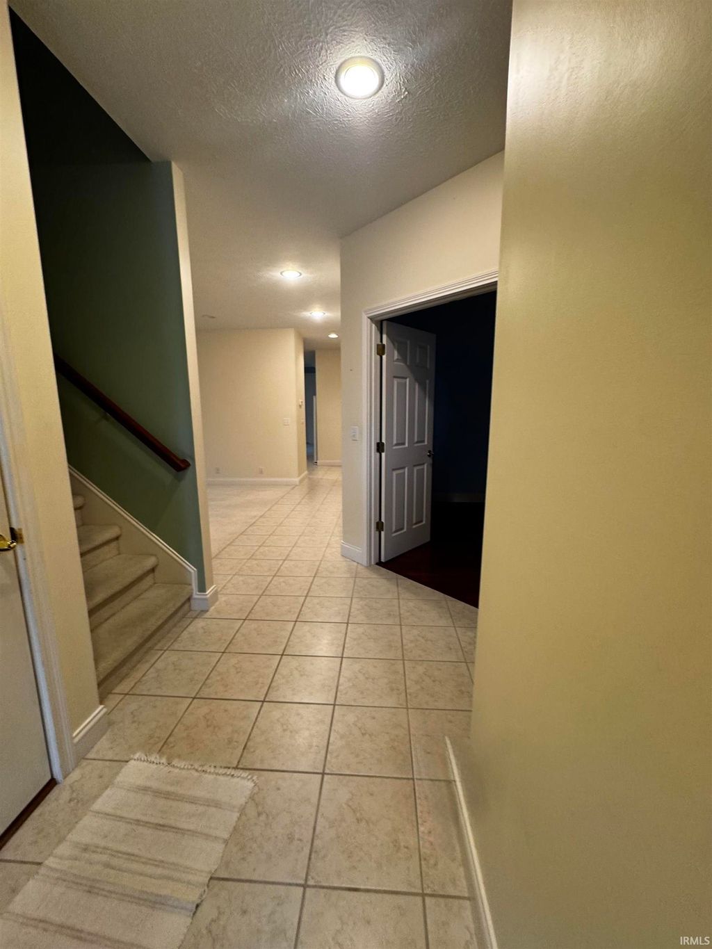 Photo of 2901 Betsy Court, Evansville, IN 47720 (MLS # 202607963)