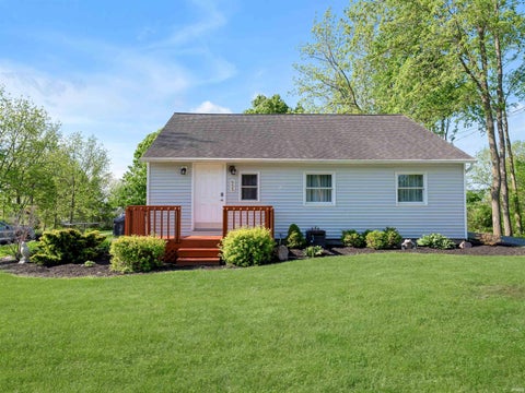 Tiny photo for 655 Walnut Street, Waterloo, IN 46793 (MLS # 202624853)