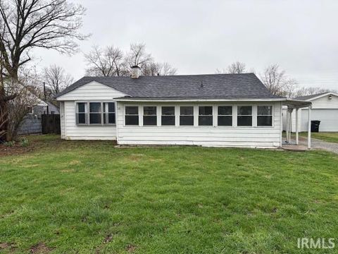 Photo of 2025 S Lazy Creek Drive, Muncie, IN 47302 (MLS # 202611025)