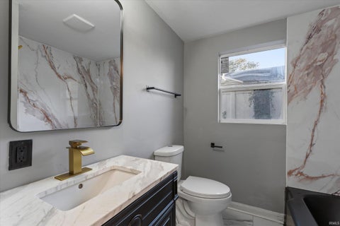 Tiny photo for 1715 Altgeld Street, South Bend, IN 46614 (MLS # 202642175)