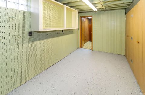 Tiny photo for 1140 Covert Avenue, Evansville, IN 47714 (MLS # 202612515)