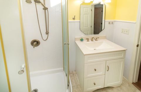 Tiny photo for 1140 Covert Avenue, Evansville, IN 47714 (MLS # 202612515)