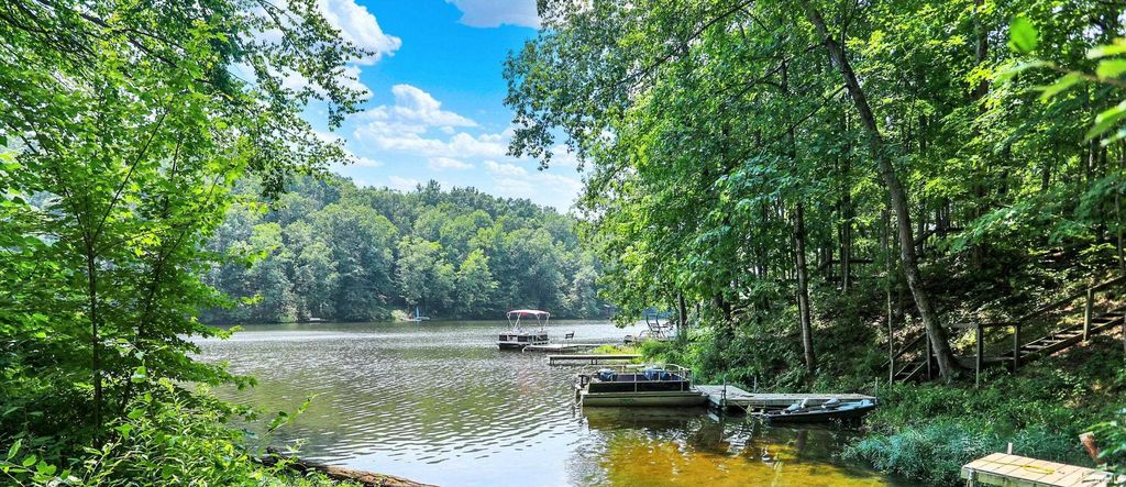 Photo of 3609 Mockingbird Lane, Nashville, IN 47448 (MLS # 202607804)