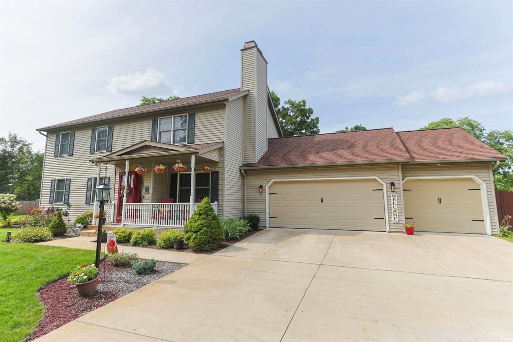 Photo of 10333 Dunn Road, Osceola, IN 46561 (MLS # 202628118)