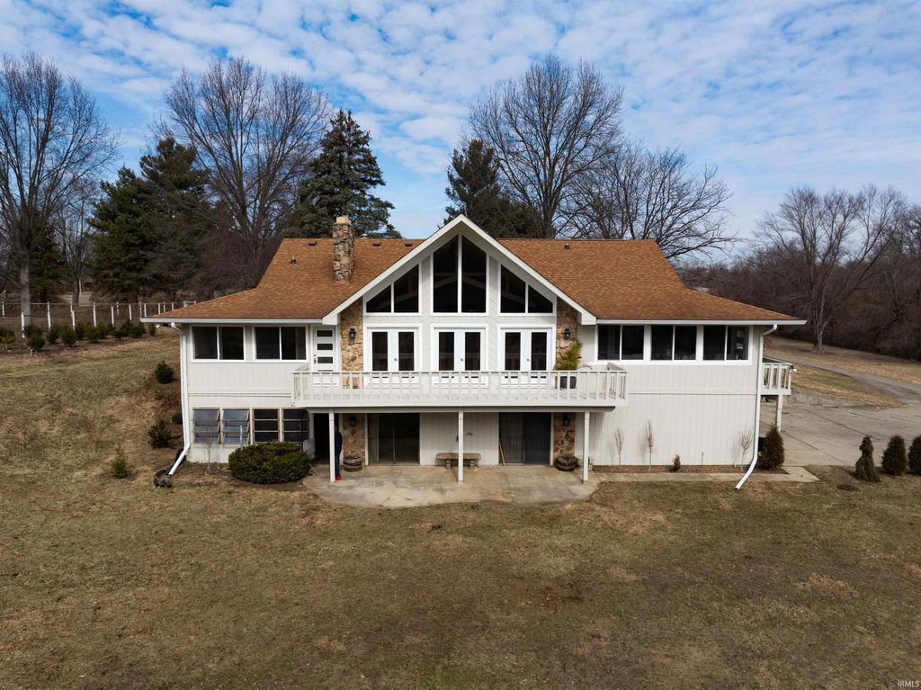 Photo of 4551 E 200 North, Anderson, IN 46012 (MLS # 202606894)