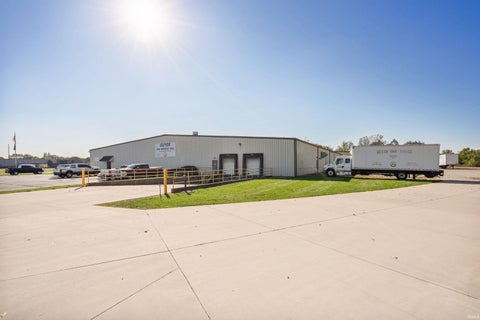 Tiny photo for 1040-1050 Industrial Parkway, Kokomo, IN 46970 (MLS # 202644223)